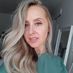 Meet your Posher, Jasmina